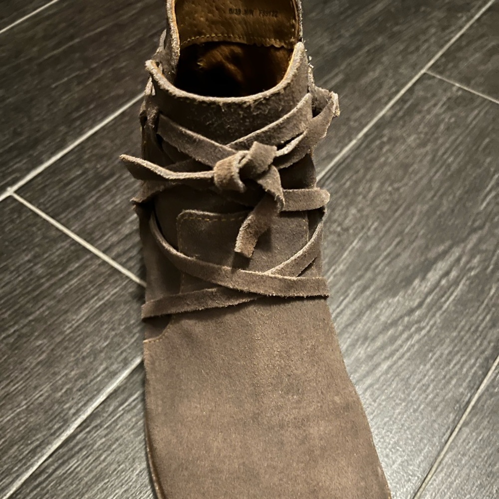 Born bootie